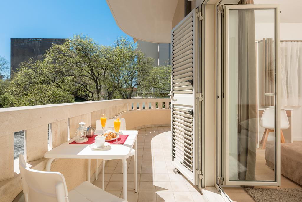 Urban Chic Luxe Apartments Near Beach Bacvice & Centre Split Exterior photo